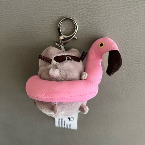One set of (4) Pusheen & friends key chains - Picture 5 of 6